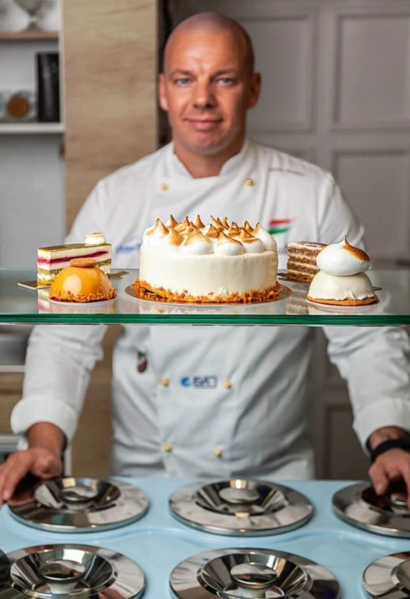 Leading gelato artist use DOLCE VITA
